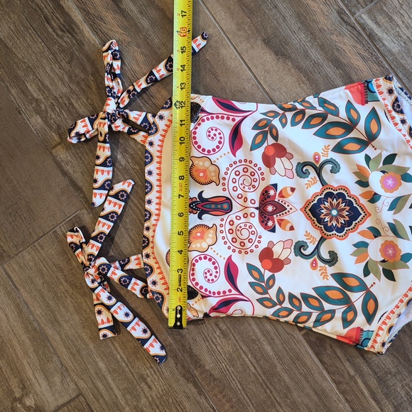 FARM Rio Vibes Floral One Piece Swimsuit Tie Straps, Elongated Small - Picture 5 of 9